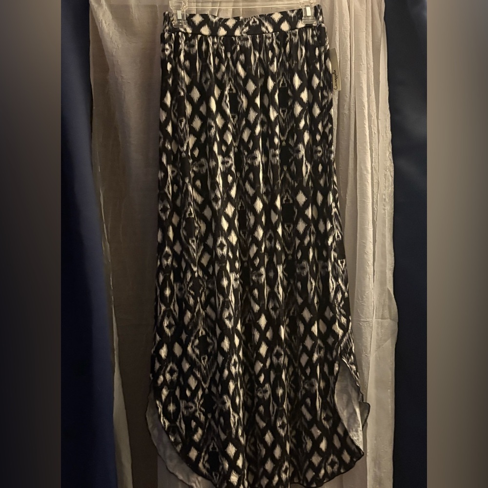 Maxi skirt Black and White Patterned Women's Skirt